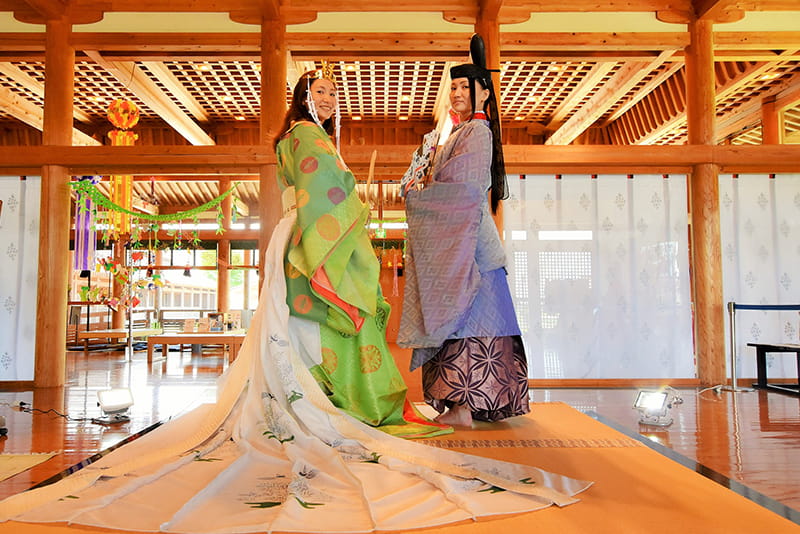 Have a photo shoot in the stylish clothing of the Heian Period: Itsukinomiya History Museum