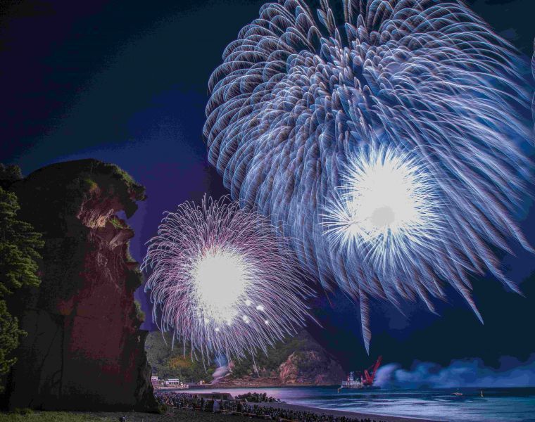 Kumano Fireworks Festival | Kumano City