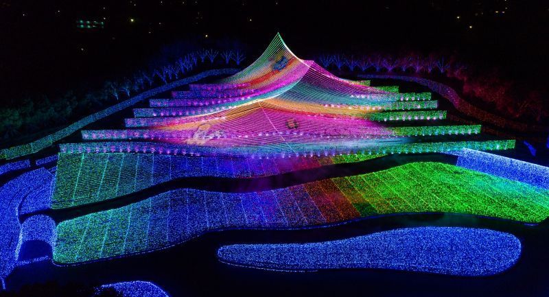 The Jewel in the crown of Mie’s Winter!  Nabana no Sato Illumination 2021-2022