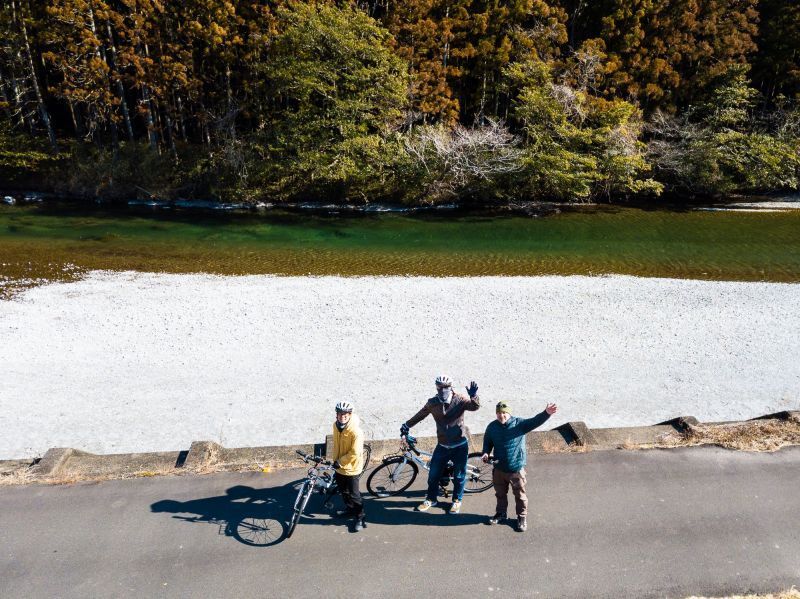 Taiki private lodging and countryside E-bike tour: A traditional Japanese mountainside life experience through interaction with the locals.