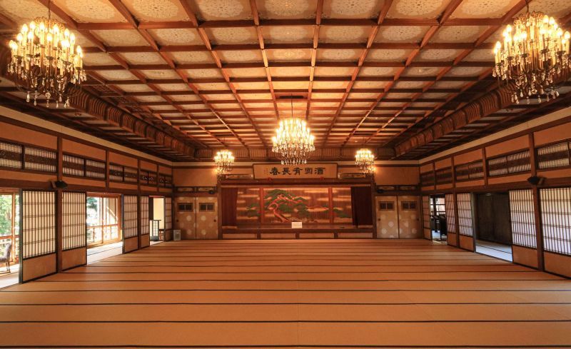 神話讓旅行更有意境 先訪夫婦岩的神聖 再訪賓日館的日本建築精萃 這裡是最接近神仙鄉的美麗國度 三重 說走就走 三重旅遊情報讚