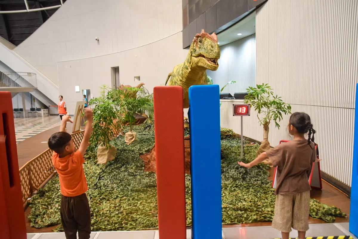 「リアル体感！あそべる恐竜博」とは