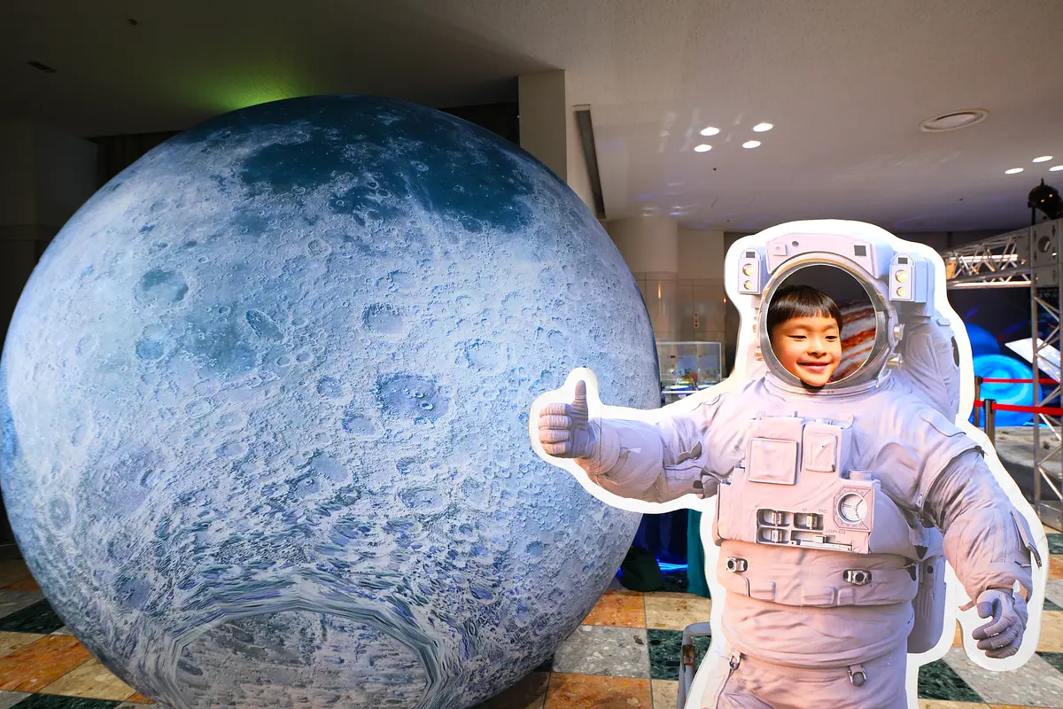 「あそべる宇宙博」展示