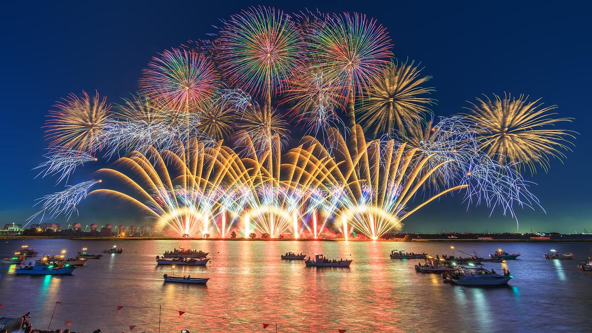 2026年】夜空を彩る大輪の華🎆三重県の7月花火大会8選！圧巻スター