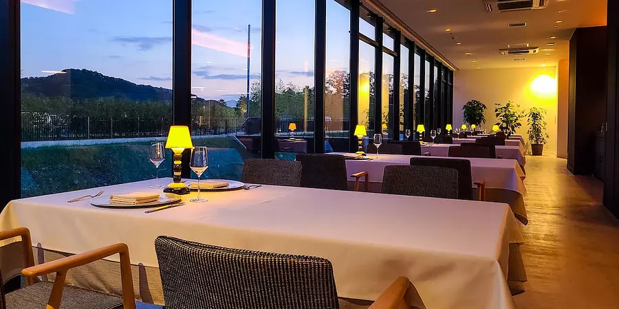 パールジュエリーアーティストとイスルンのコラボディナー