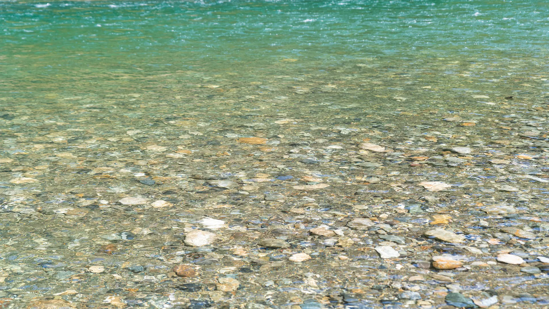 透き通る北山川