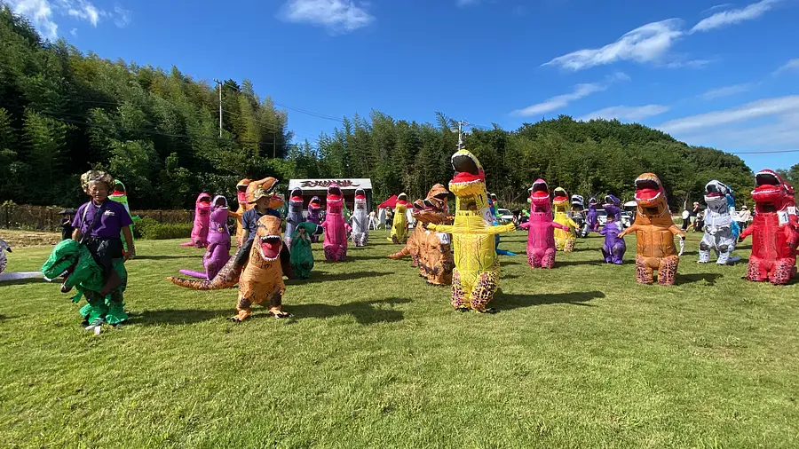 ティラノサウルスレース