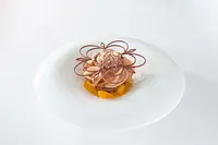 世界を征したパティシエのバレンタイン限定デザートを三重の複合温泉リゾートで愉しむ。