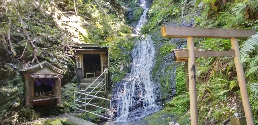 馬越峠登り口　半径１００mの旅　〈おわせよいとこ見つけ旅2026〉