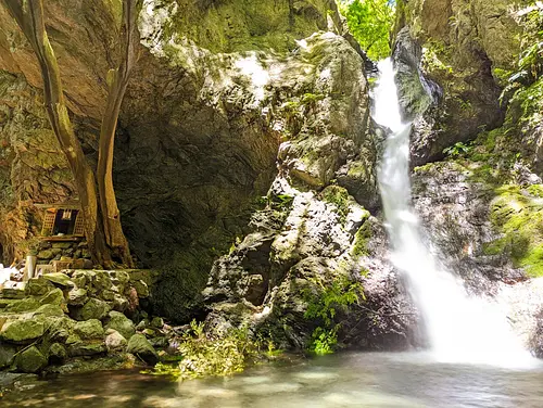 toguu Fudo Falls