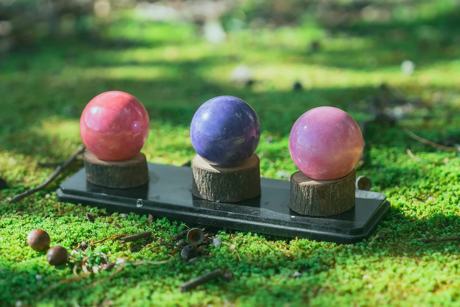 泥だんごと光る泥だんご