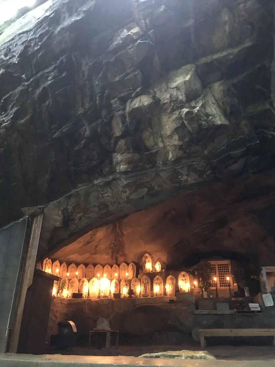 岩屋堂