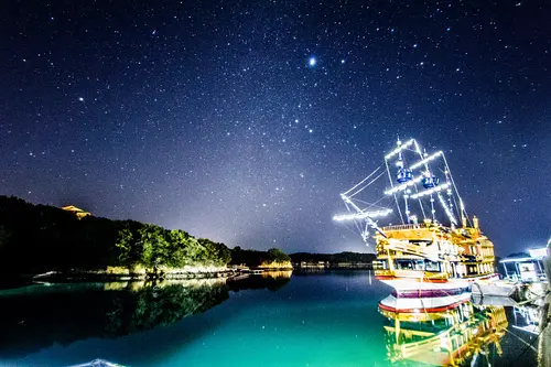 Croisière nocturne étoilée dans la baie d&#39;Ago