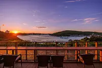 季さら別邸 刻～TOKI～センターハウステラスからの夕景