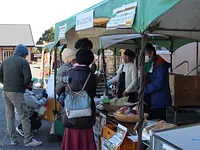 やさいフェスタ蚤の市広場の様子