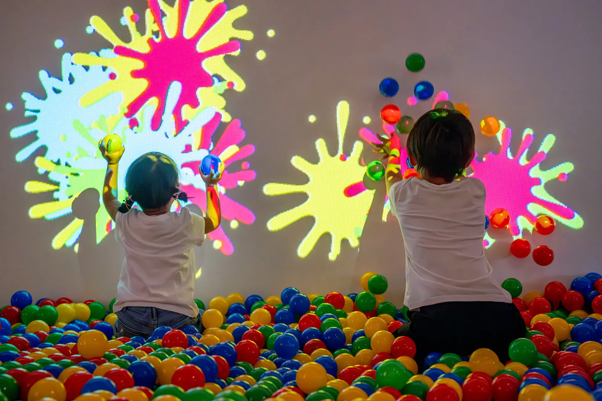 ポイポイペンキ