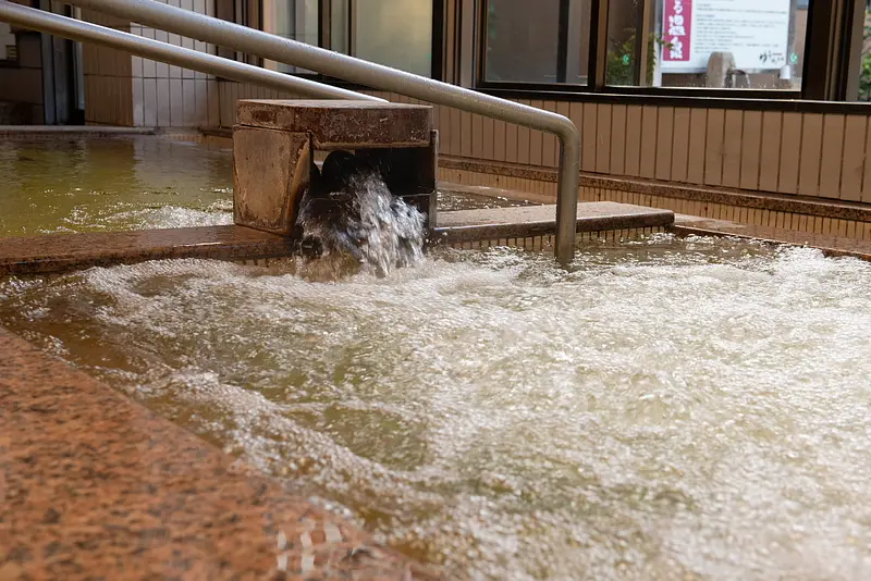 Indoor bath