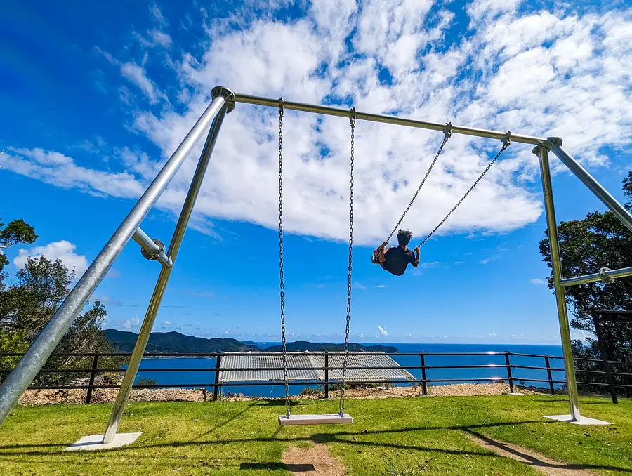Spectacular swing at Nankai Observation Plaza