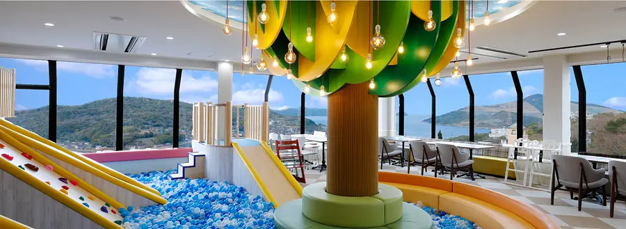 眺望抜群のキッズパーク。親子で満足いただける空間も完備。