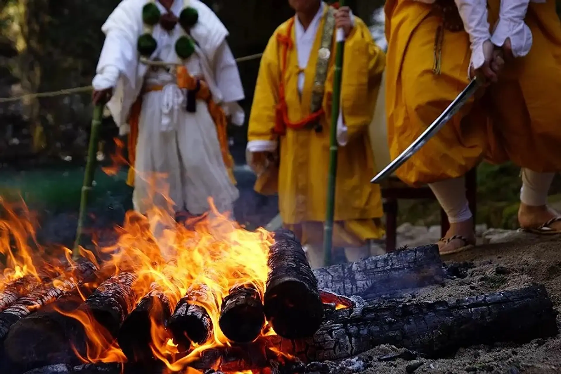 春の赤目四十八滝参り