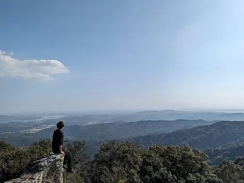 교로산