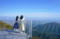 御在所岳展望テラス「COCORU テラス」（テラス・デッキ・ブランコ）