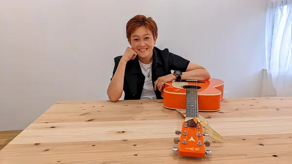 Image of singer-songwriter Atsu