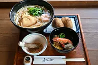 伊勢の福をお持ち帰りいただく一服処「招福茶屋」