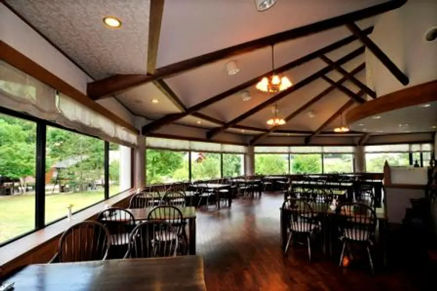 レストラン 「アンジュ」