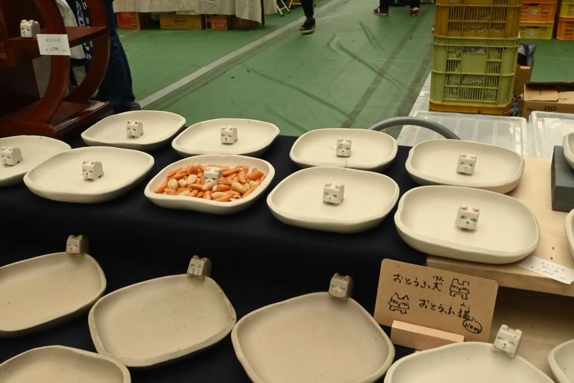 若手作家さんの作品も