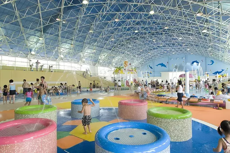 Nagashima Piscina cubierta para niños Spa Kids