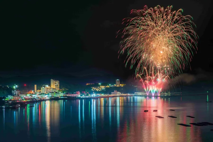 2025年みなとまつり花火