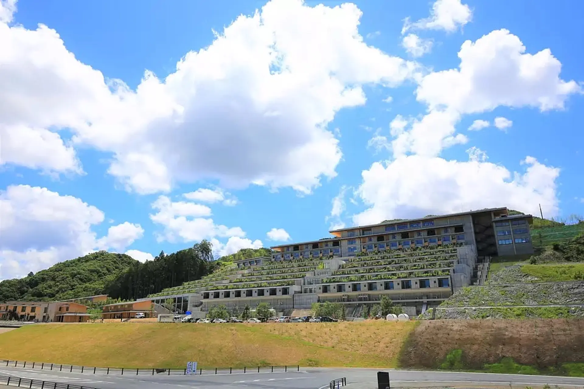 日本最大級の商業リゾート「VISON（ヴィソン）」！民間初認可のスマートＩＣ直結施設として開通♪【多気町】