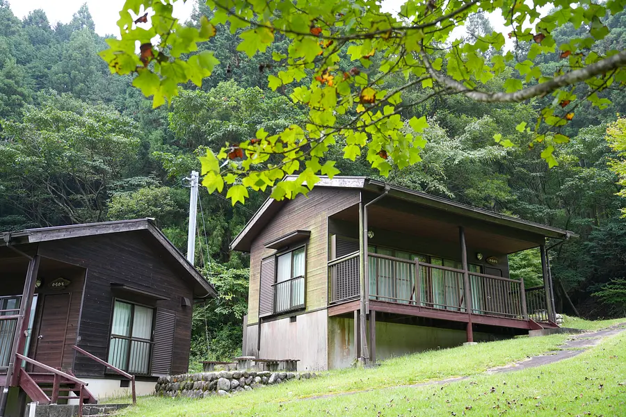 Bungalow en el camping del lago Shikujo