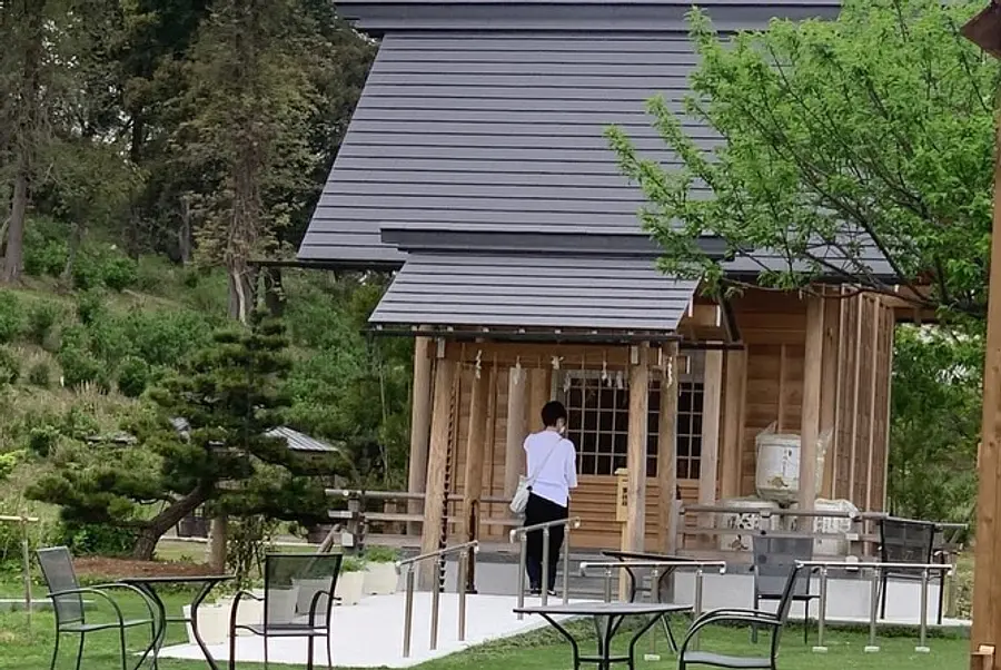 11.かざはやの里の象徴「福祉の神様 聖徳太子をお祀りする花乃丘神社」