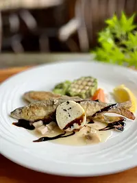 大台町産鮎のムニエル