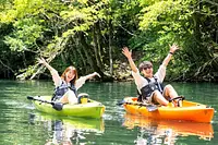 VISONの森の池で楽しむ「足漕ぎ」カヤック体験