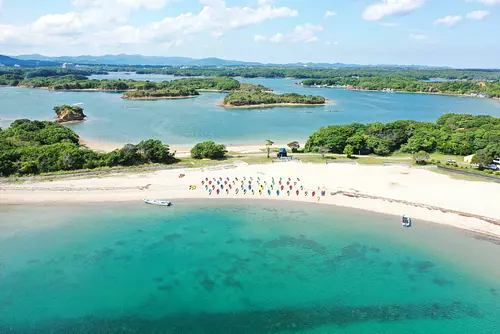 Sitio de lanzamiento de kayak de mar