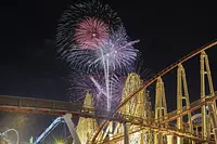 長島温泉 開業60周年 「花火大競演」（遊園地・ナガシマスパーランド）