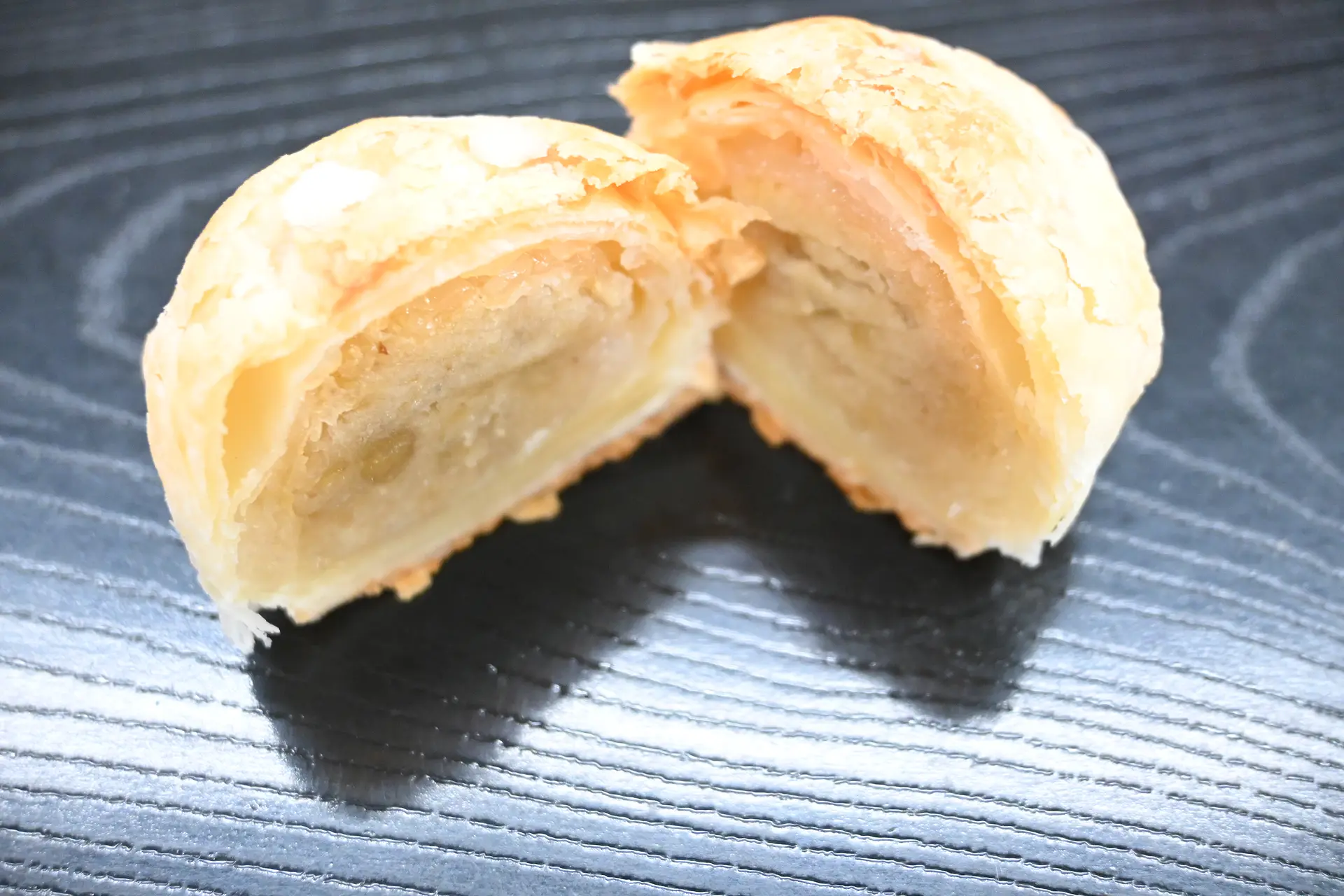 栗を使った秋の人気者「栗包」