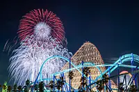 長島温泉 開業60周年 「花火大競演」（遊園地・ナガシマスパーランド）