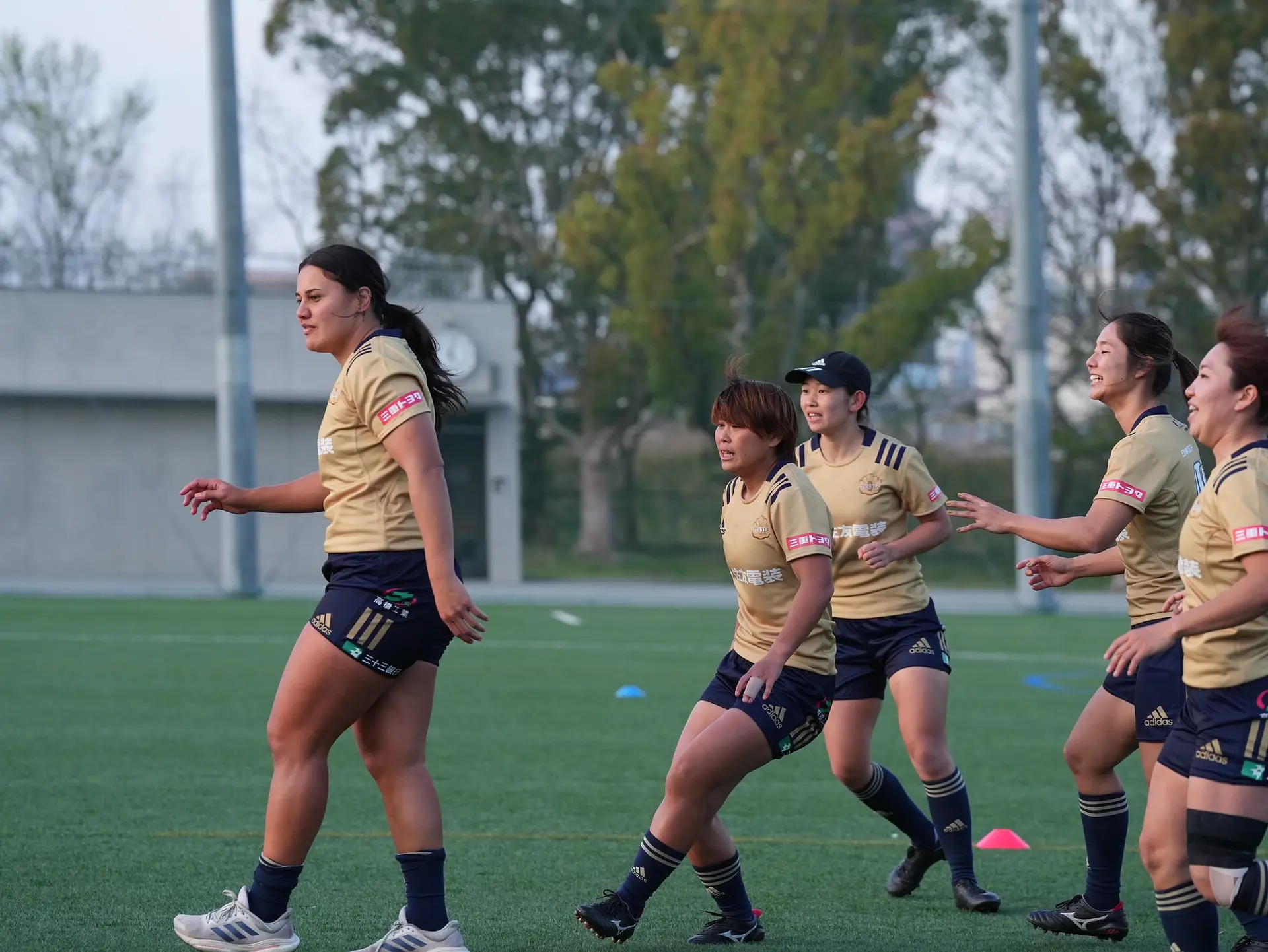 フットボール場はパールズのホームグランド