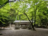 Yabashira Shrine (Kowaura)