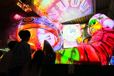 夢のプロジェクションマッピングショー～恐竜と一緒に・ぴょんぴょんダンス～