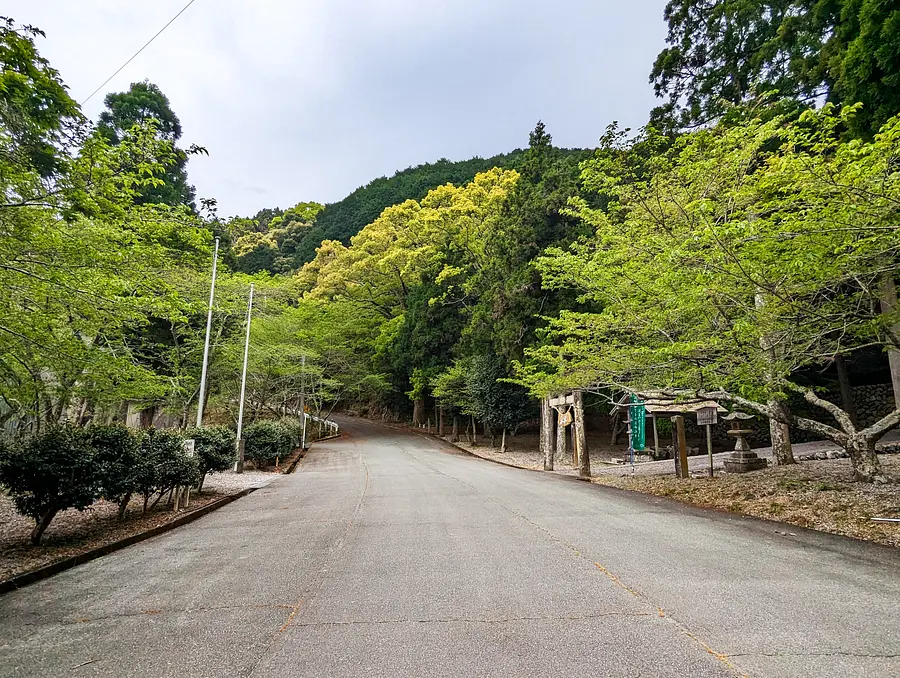 Santuario Yabashira (Kowaura)