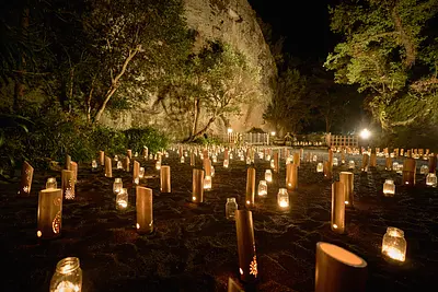 【入場無料！】熊野市の世界遺産「花の窟」で竹あかりナイトイベントが開催！