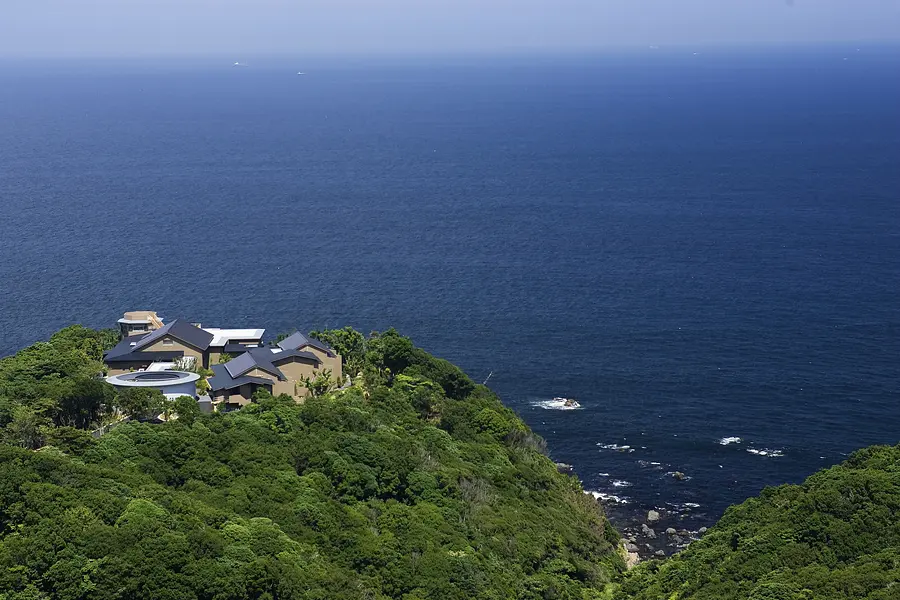 山頂からの外観