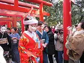 Ceremonia de boda del Zorro del Santuario Kaisendo Kaiun Inari