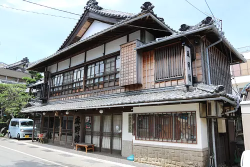 麻野館