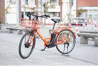 Bicicleta con asistencia eléctrica (Centro de información turística Geku mae)